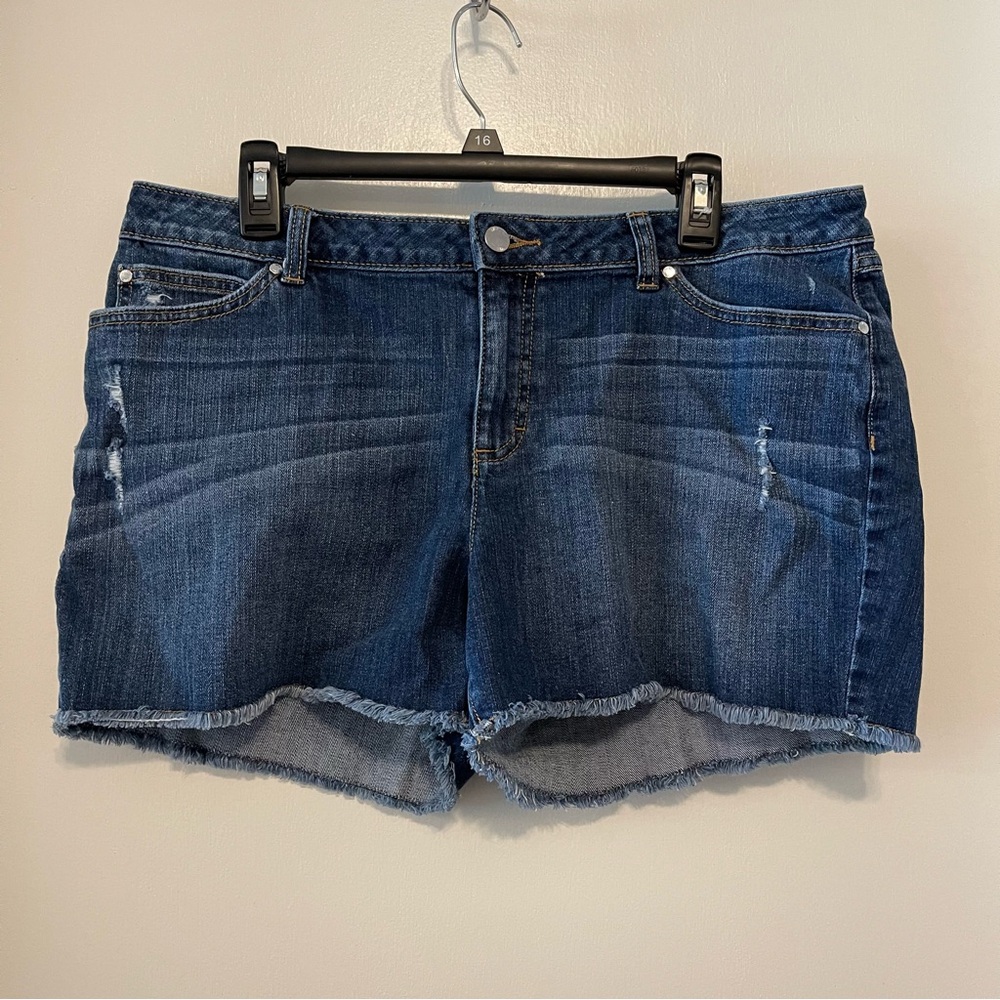 ✨5 for $15✨ denim shorts 16